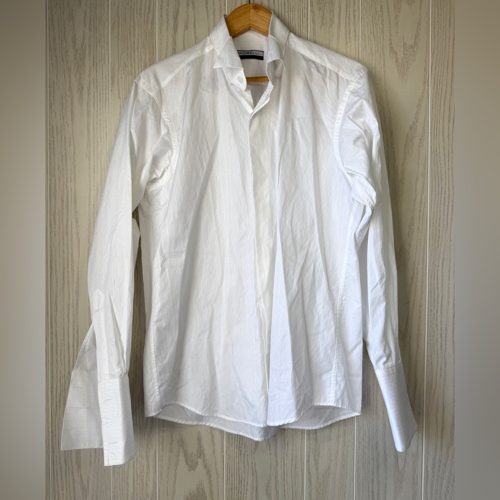 Morelli White Textured Dress Shirt
Size: Large